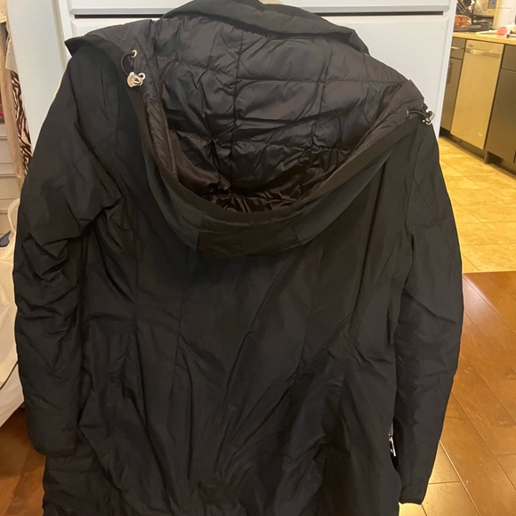 Moncler Rain coat - Picture 3 of 3
